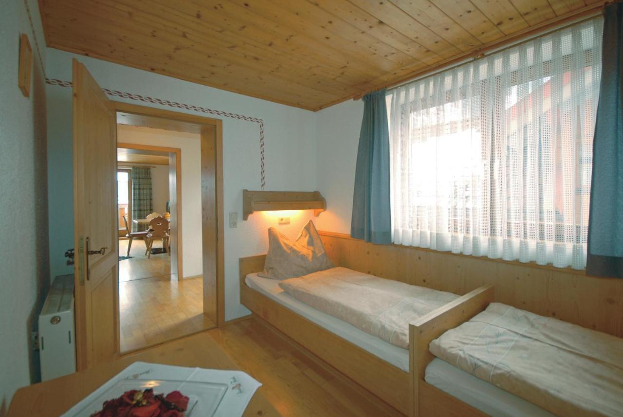 Fruehstuecks- & Apartmenthaus Maislau 劳里斯 客房 照片