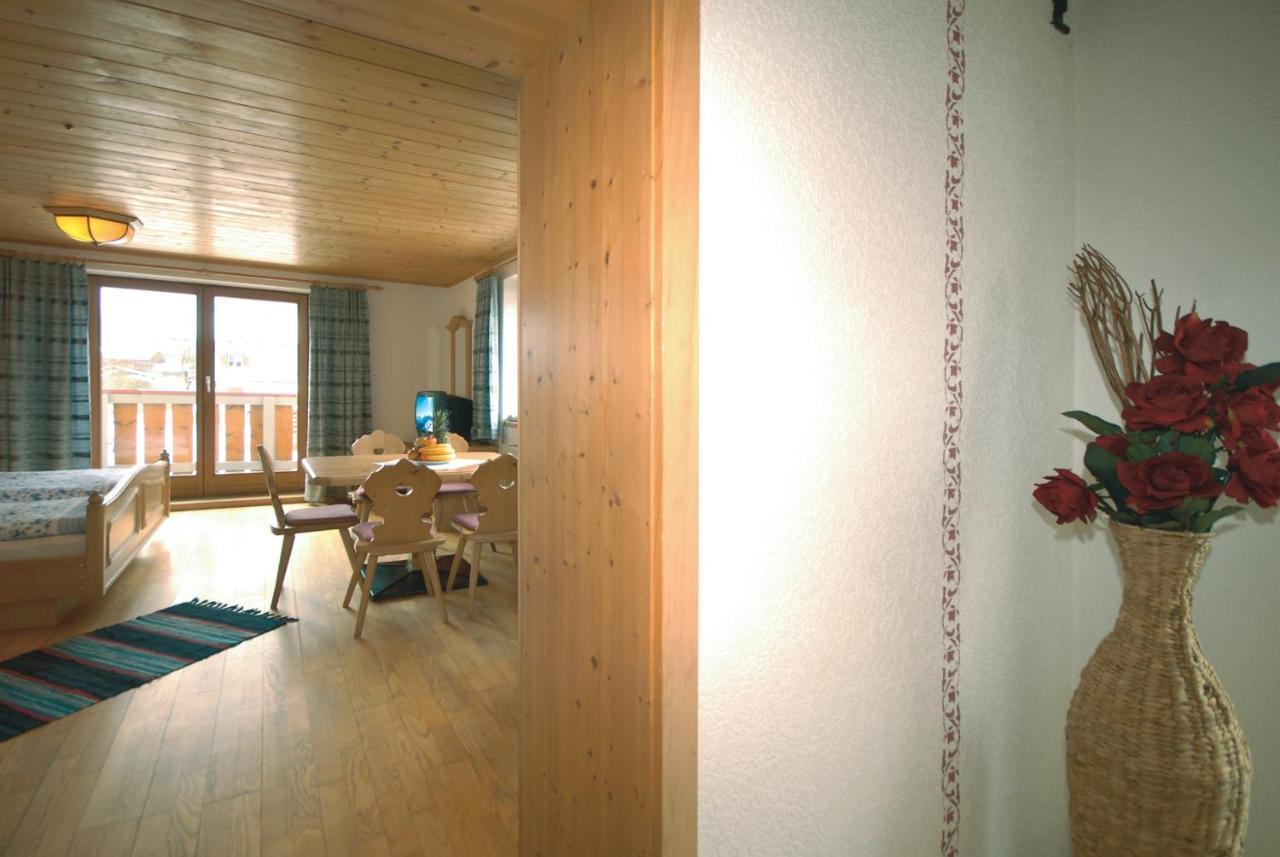Fruehstuecks- & Apartmenthaus Maislau 劳里斯 客房 照片